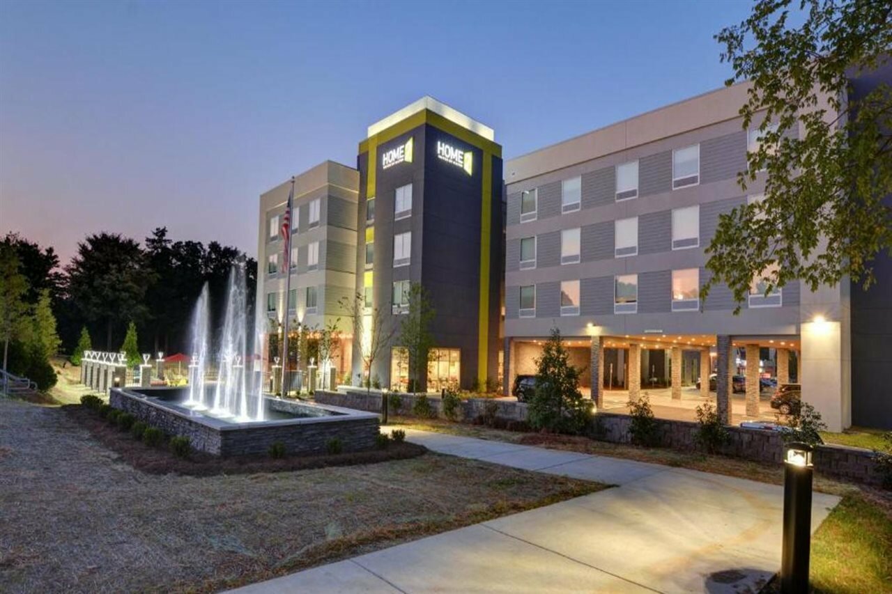 Фото Home2 Suites by Hilton Charlotte Piper Glen