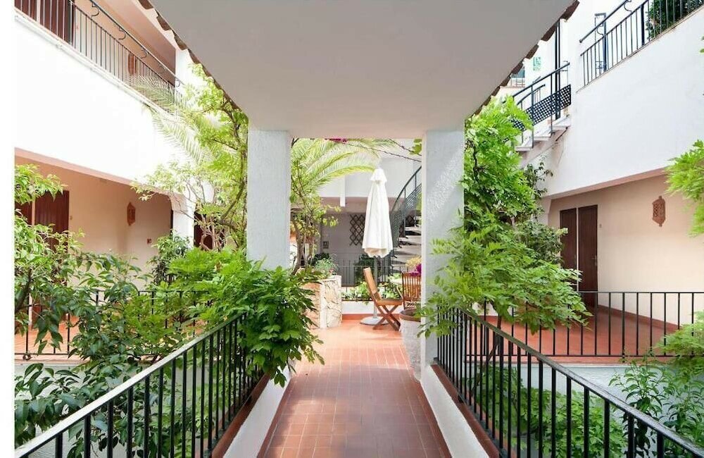 Фото Hotel Ninays