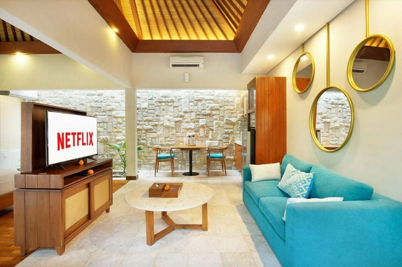 Фото Aksari Villa Seminyak by Ini Vie Hospitality