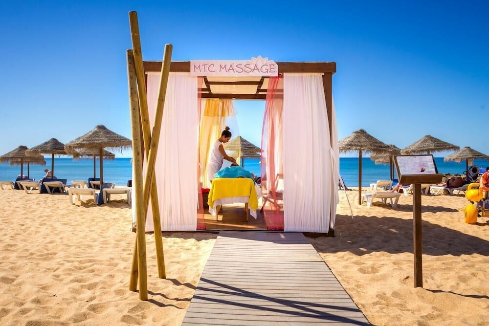 Фото Hotel Atismar