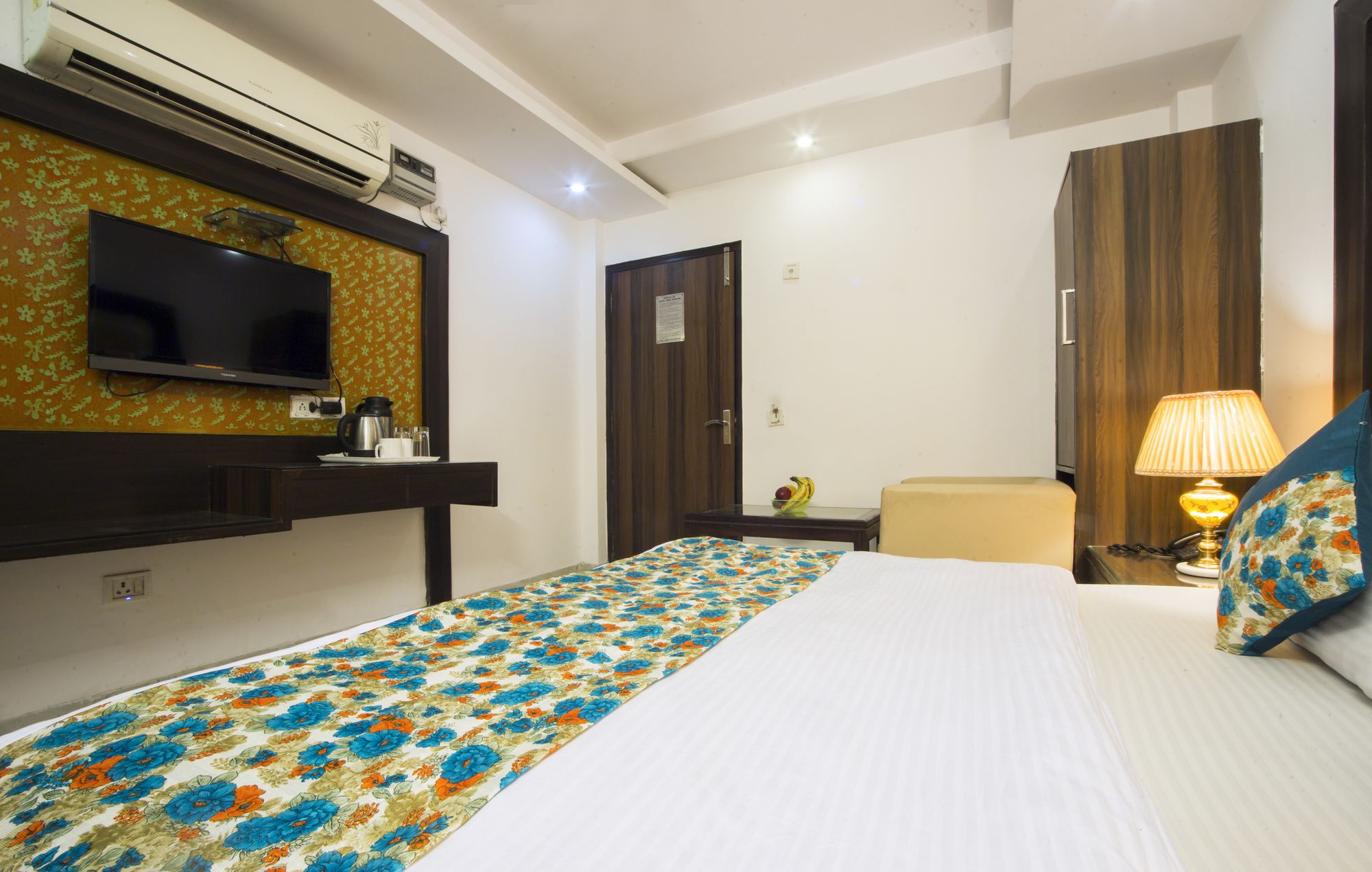 Фото Hotel Srivinayak