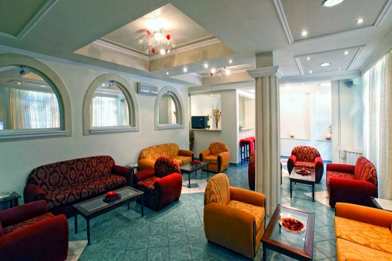 Фото отеля 2