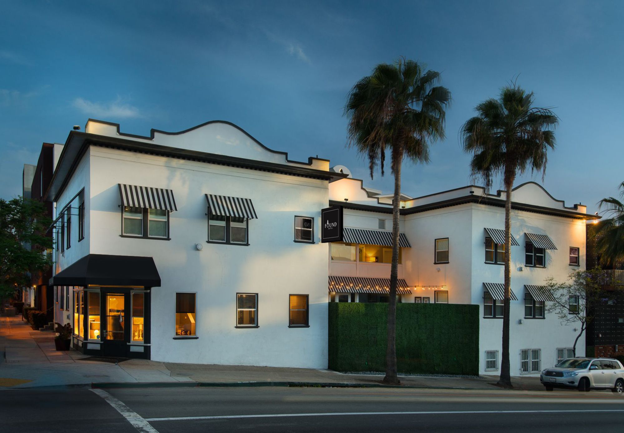 Фото отеля 1