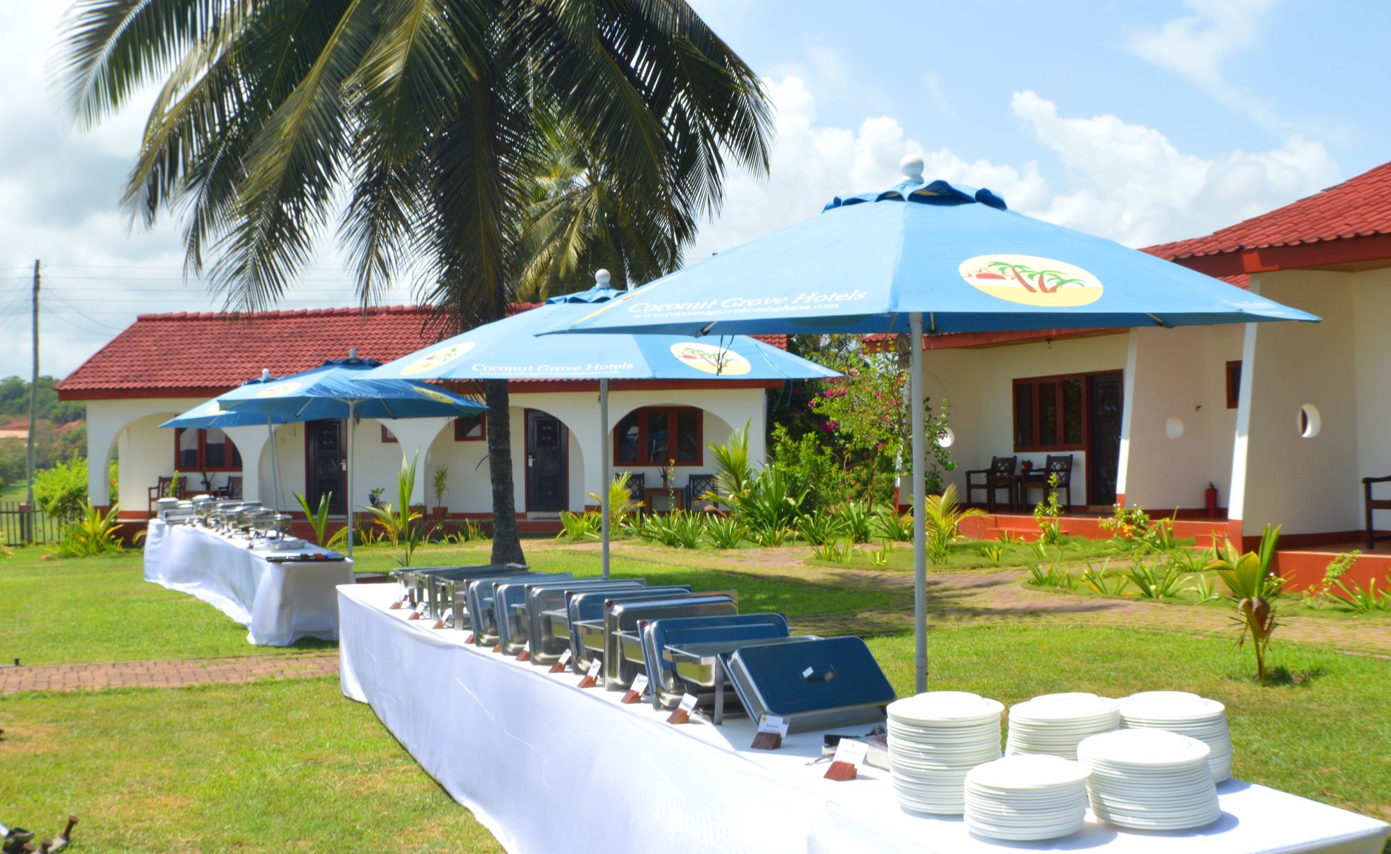 Фото Coconut Grove Beach Resort