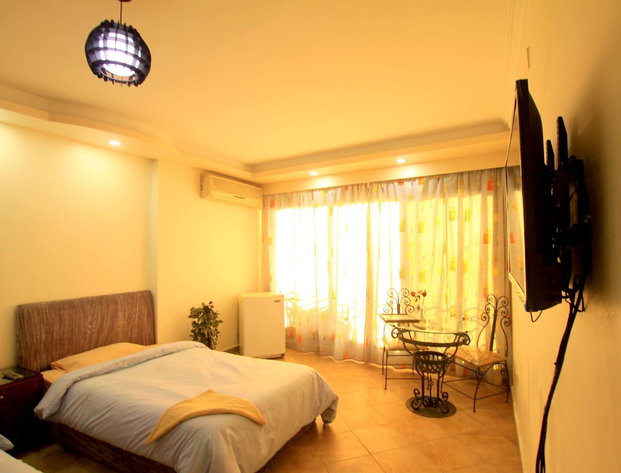 Фото Arabesque Hotel