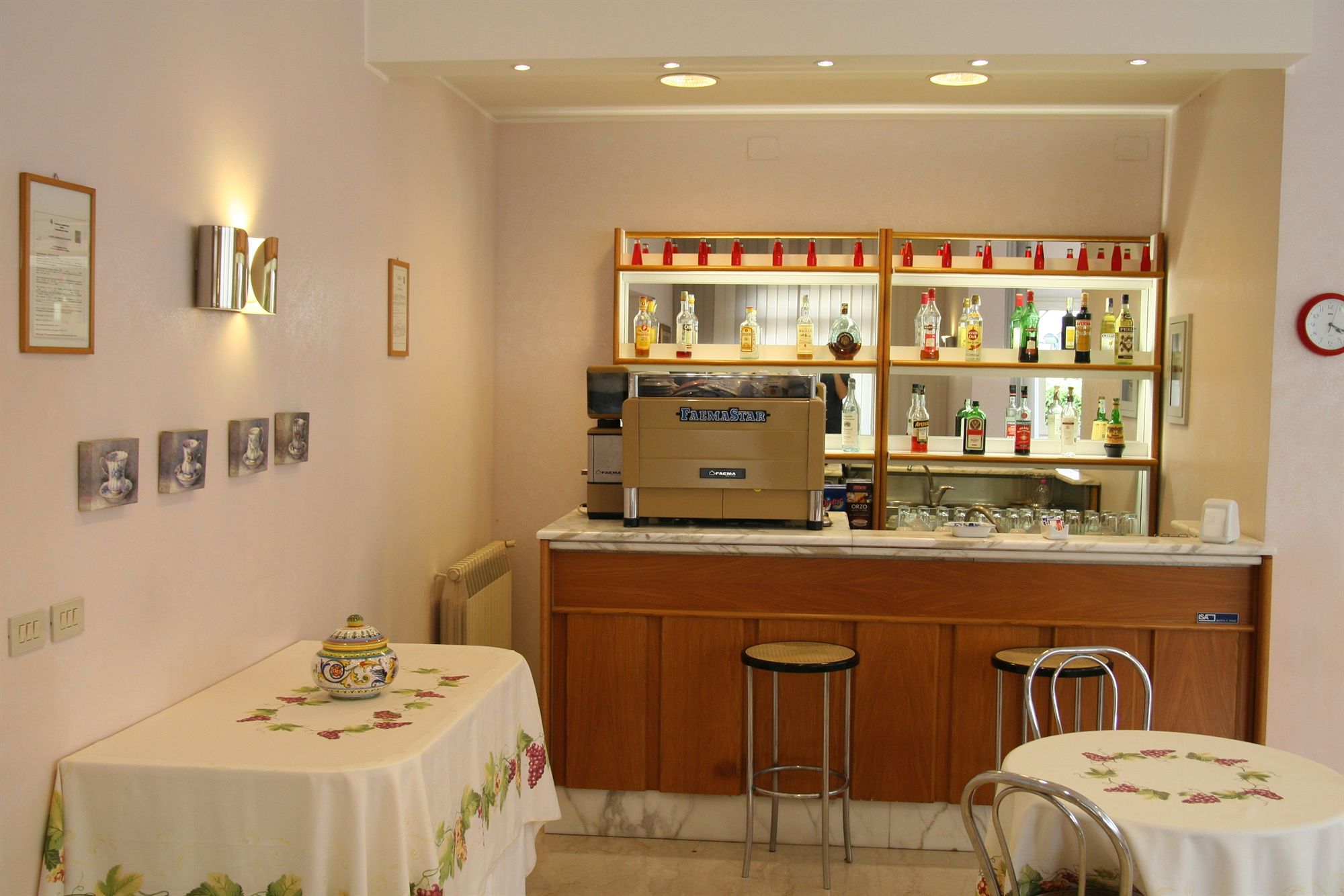 Фото Hotel Elena