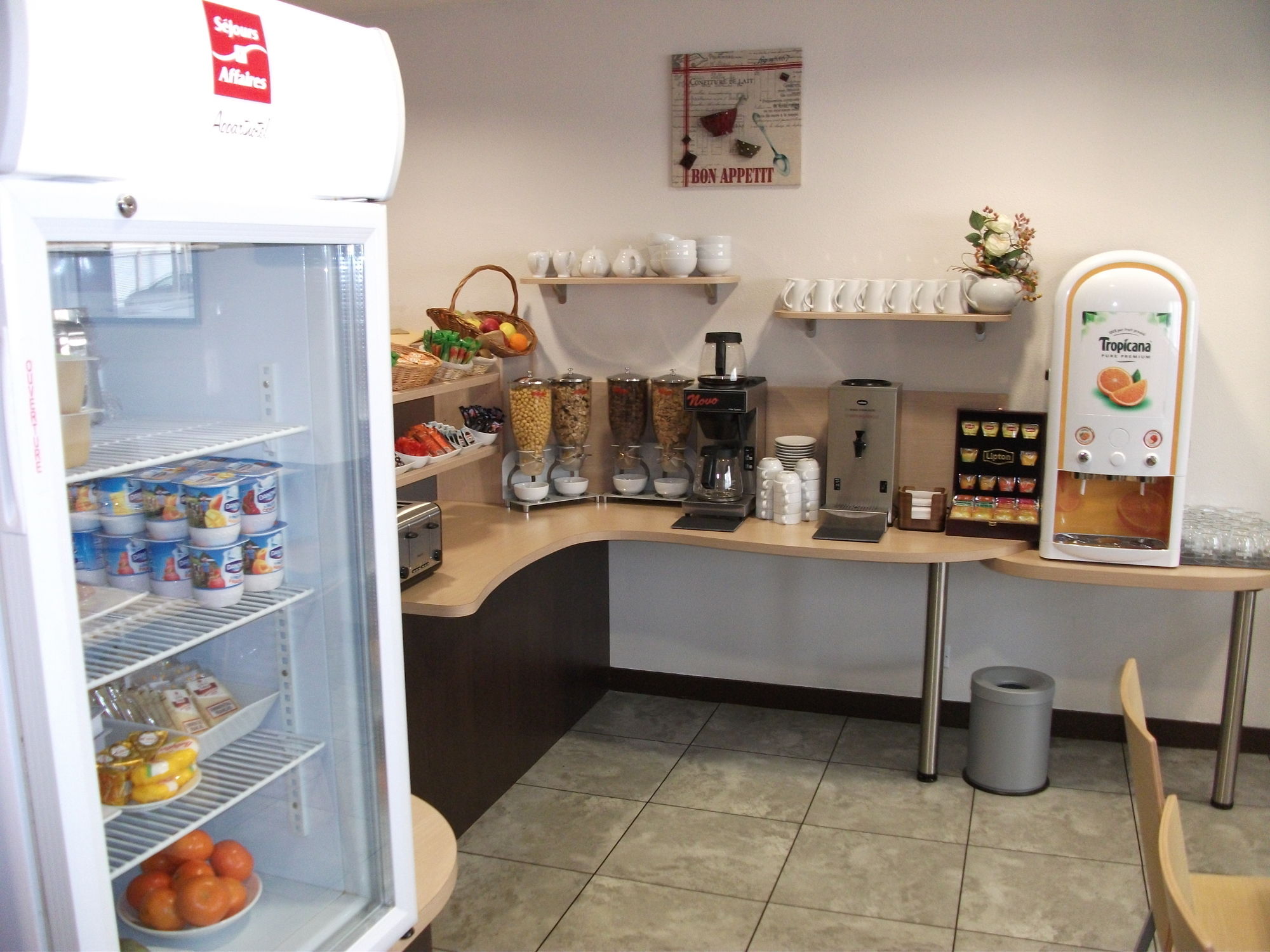 Фото Séjours et Affaires Angers Atrium