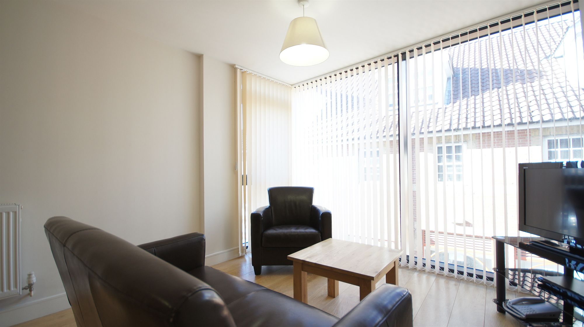 Фото Lodge Drive Apartments