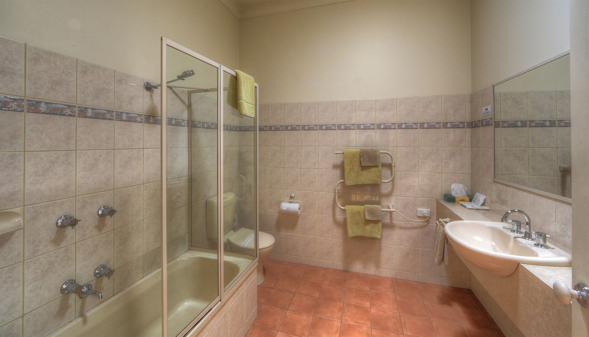 Фото Bairnsdale Tanjil Motor Inn