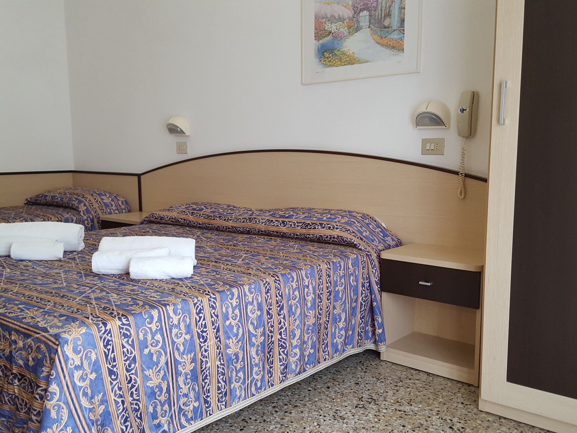 Фото Hotel Saponi