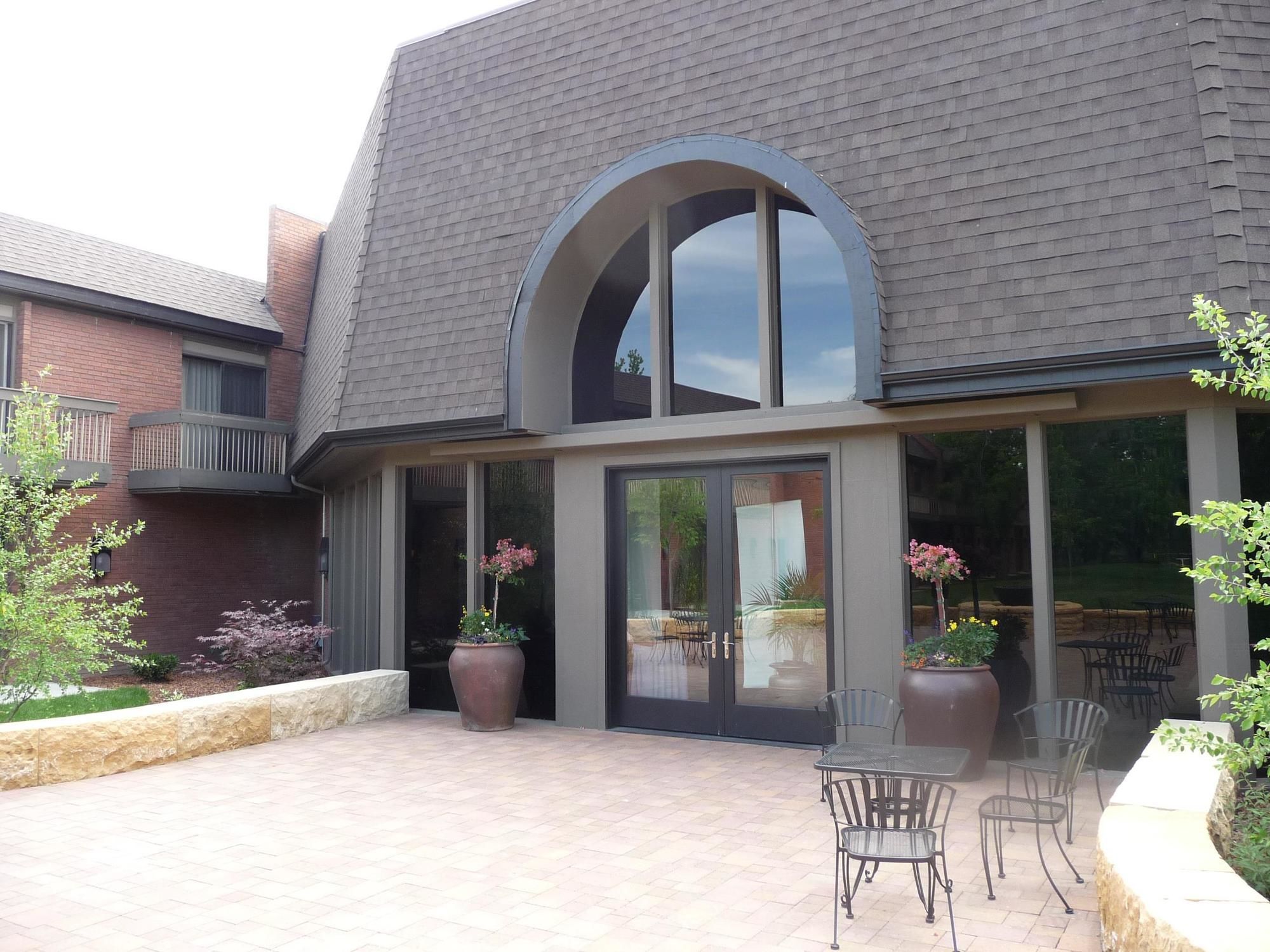 Фото The Riverside Hotel, Bw Premier Collection