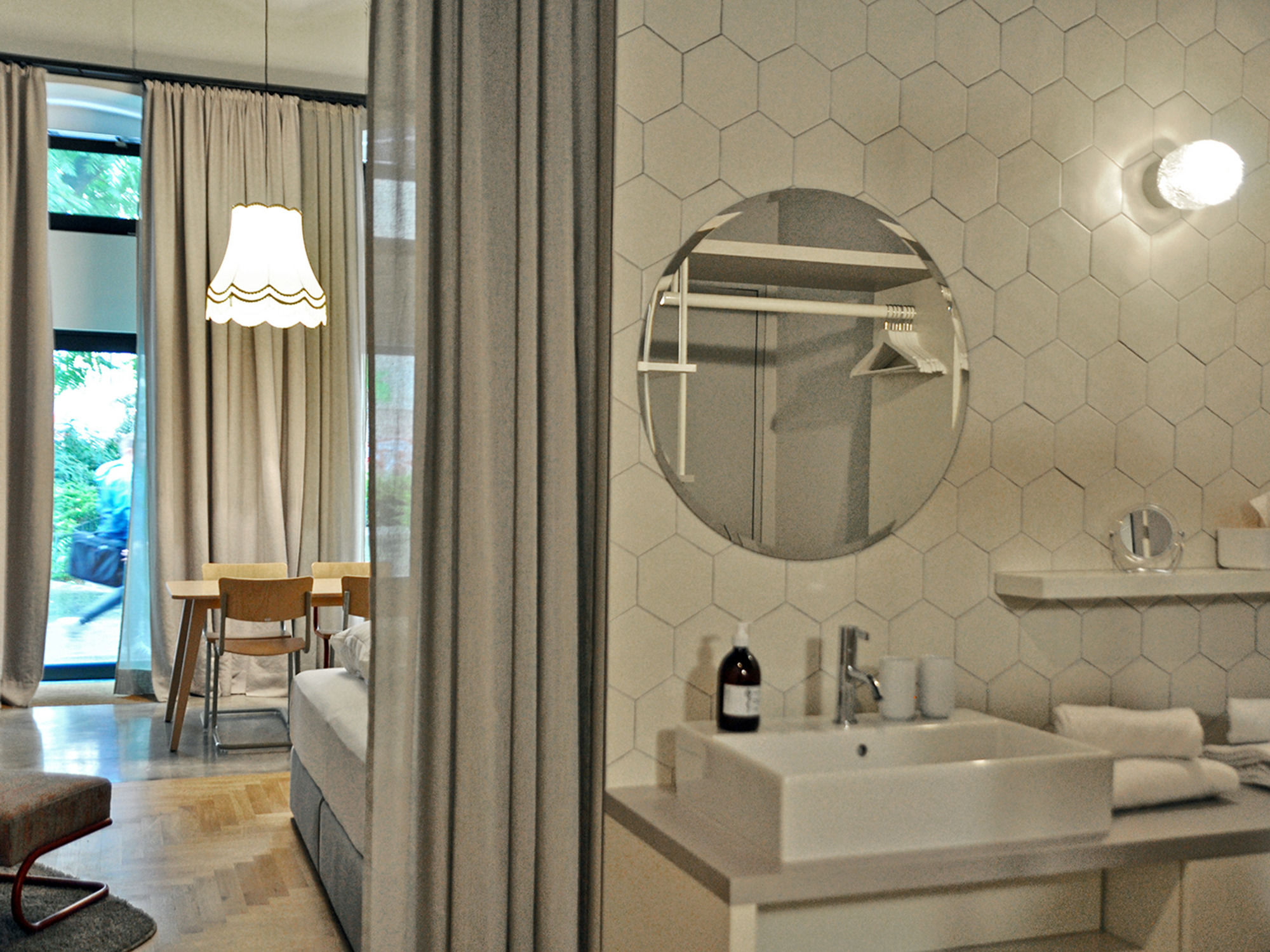 Фото 192934873645