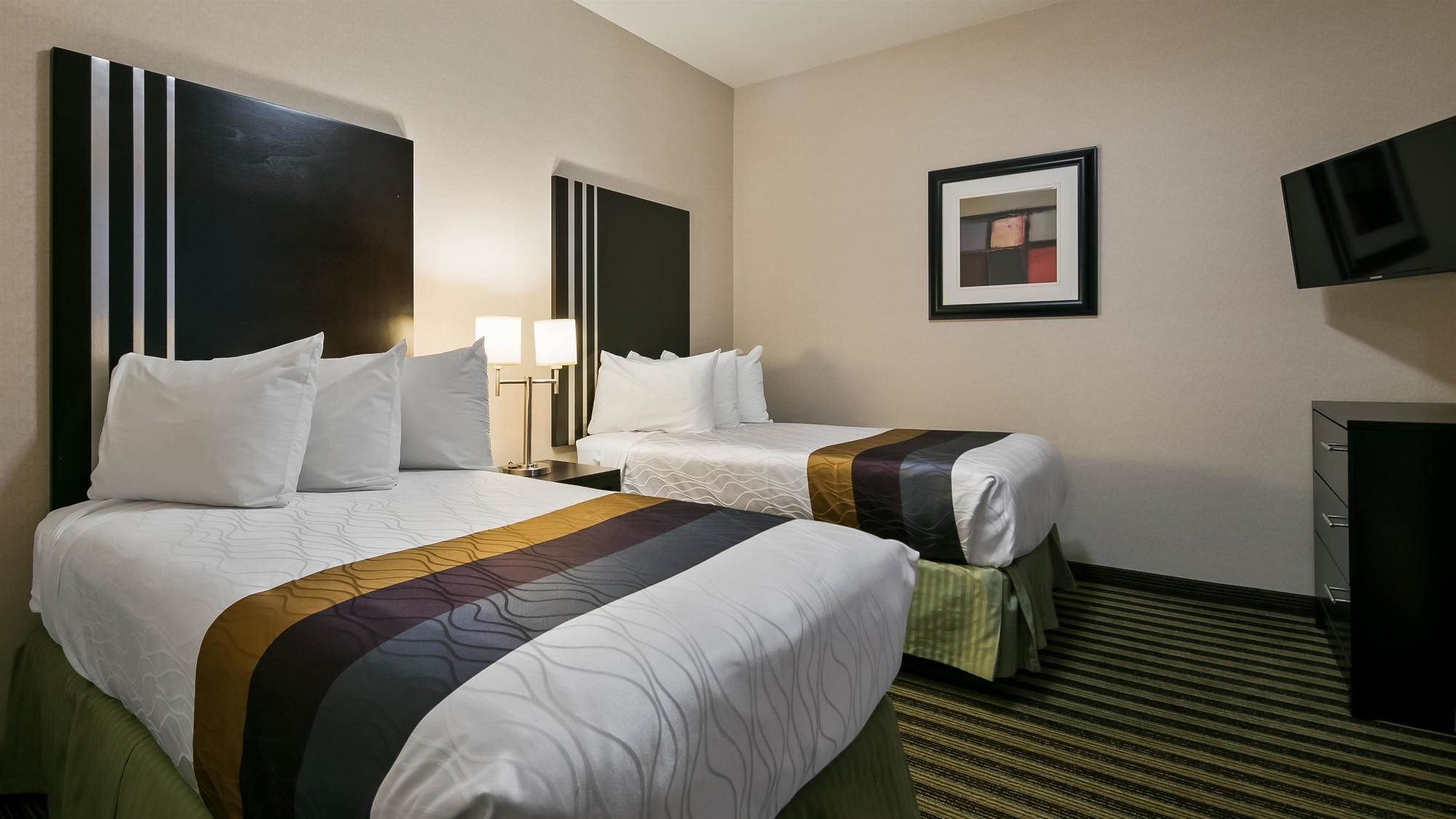 Фото Best Western Plus Sherwood Park