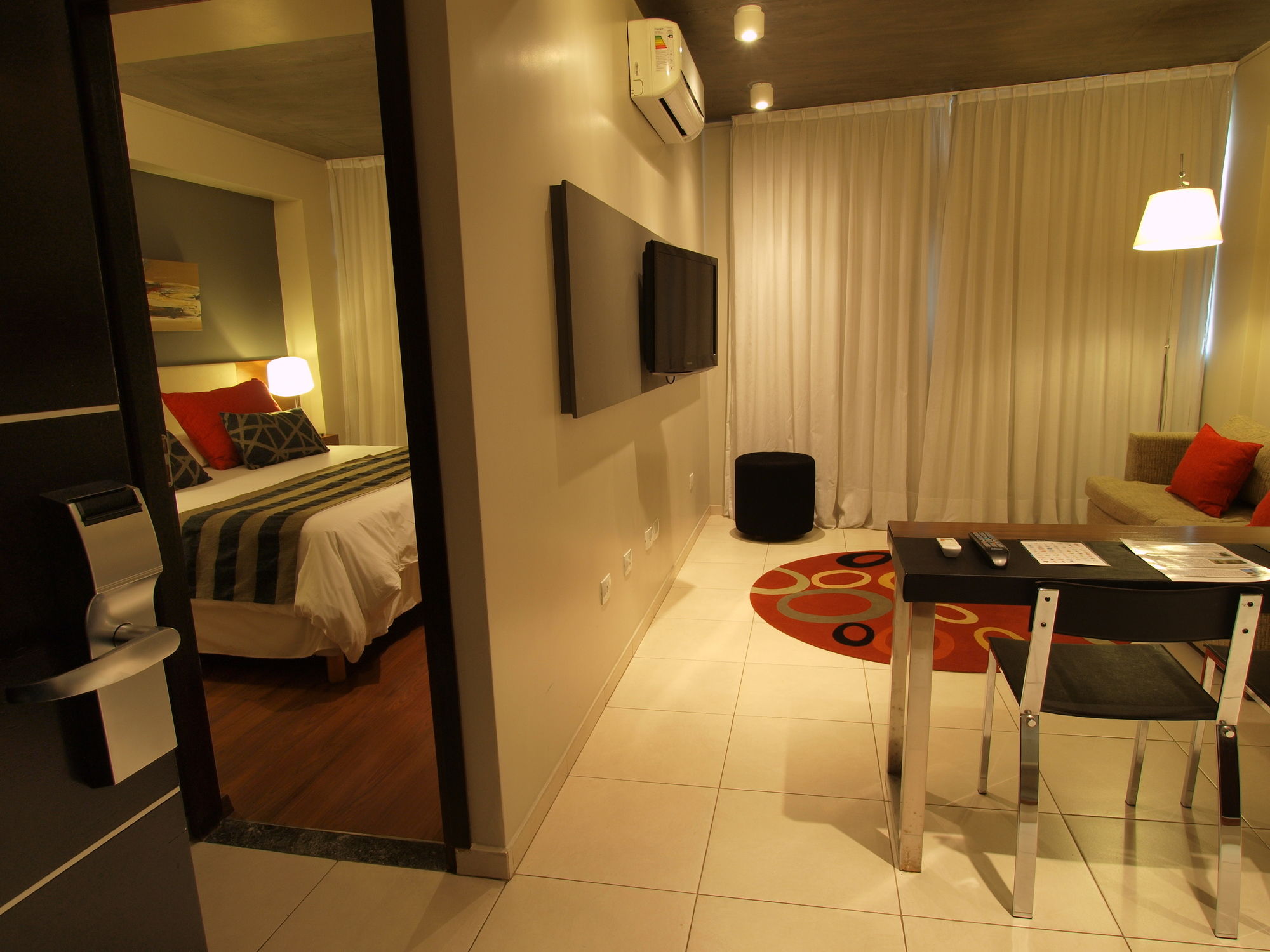 Фото Amérian Tucuman Apart And Suites