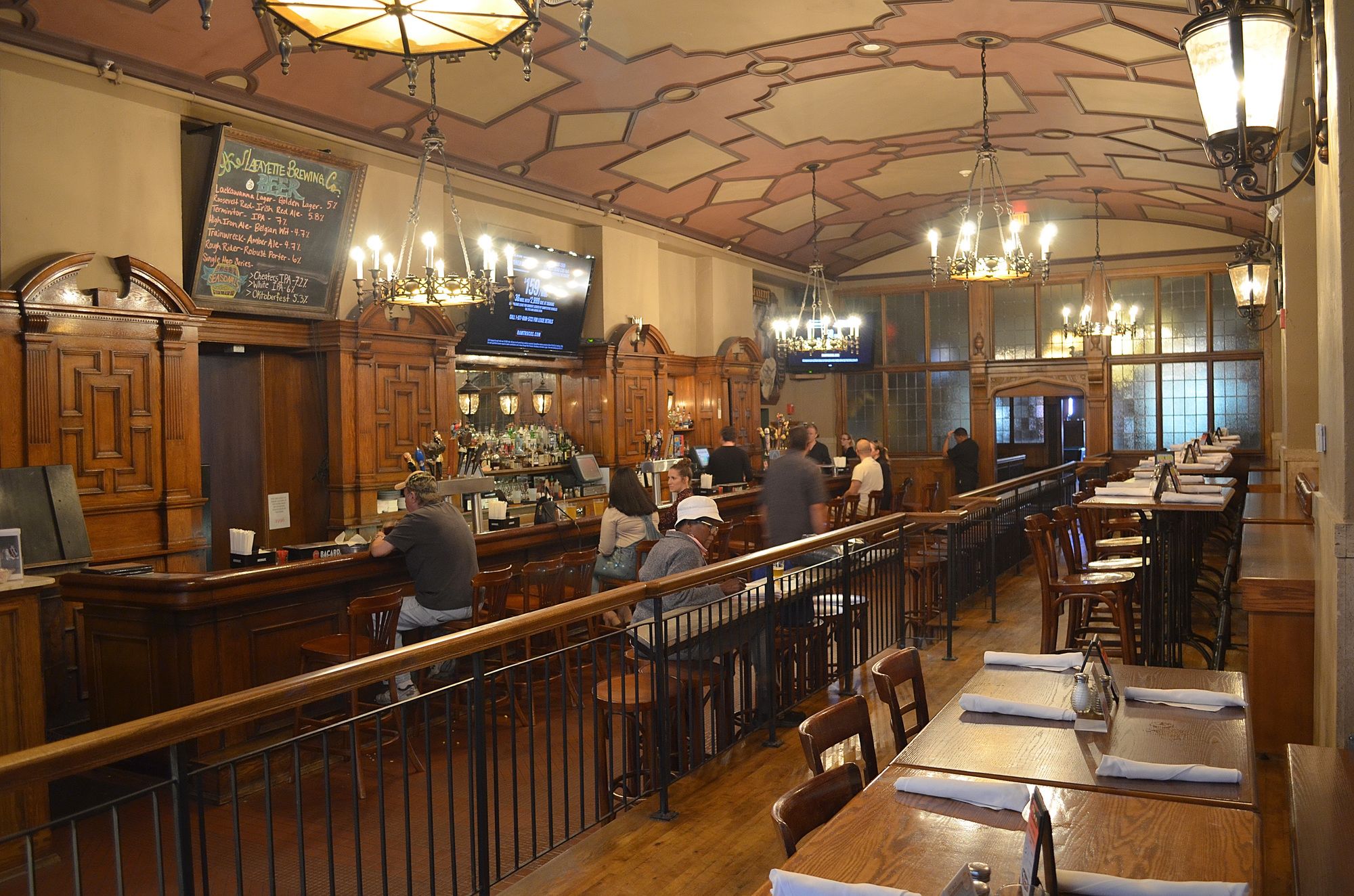 Фото Hotel at the Lafayette Trademark Collection by Wyndham