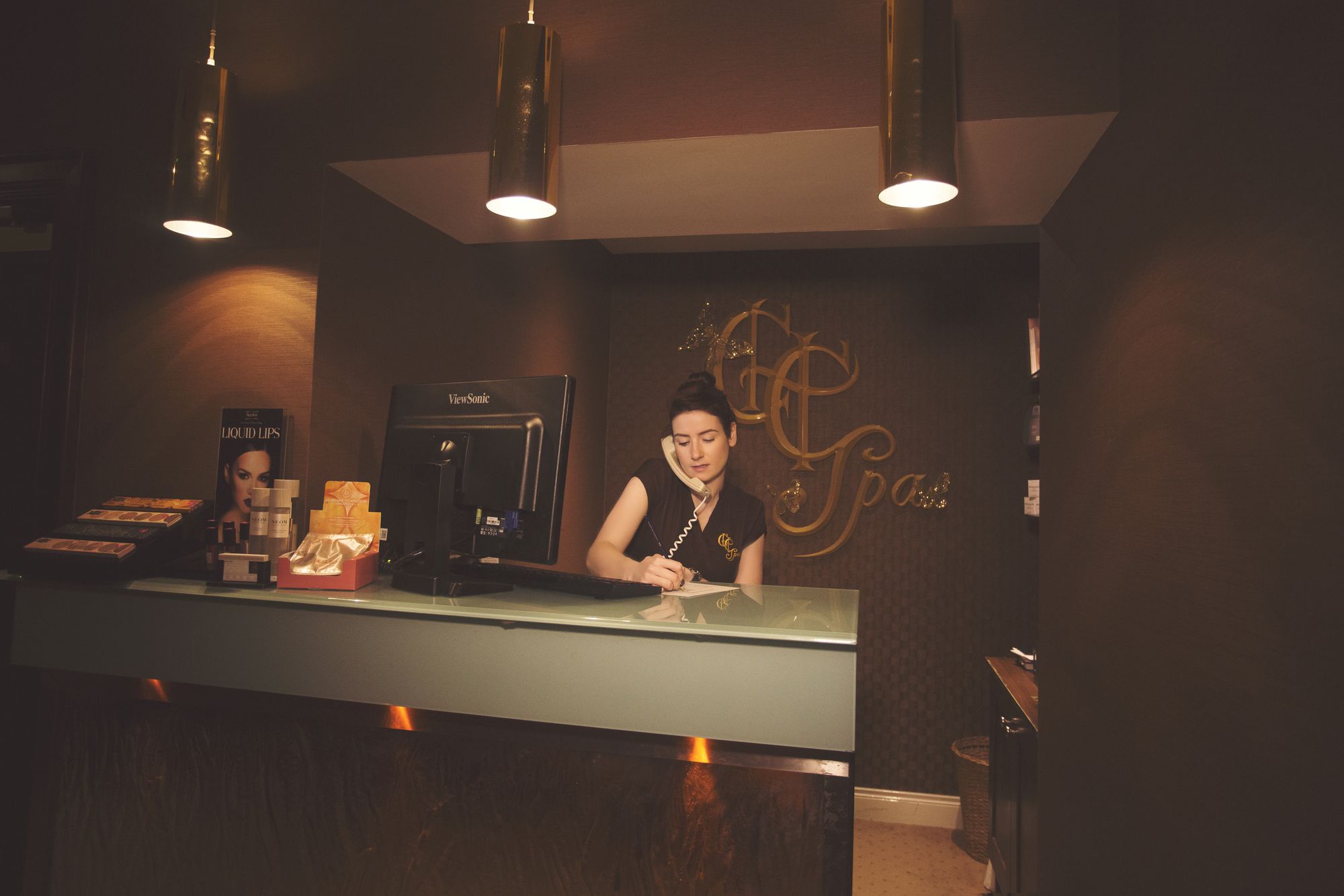 Фото Canal Court Hotel