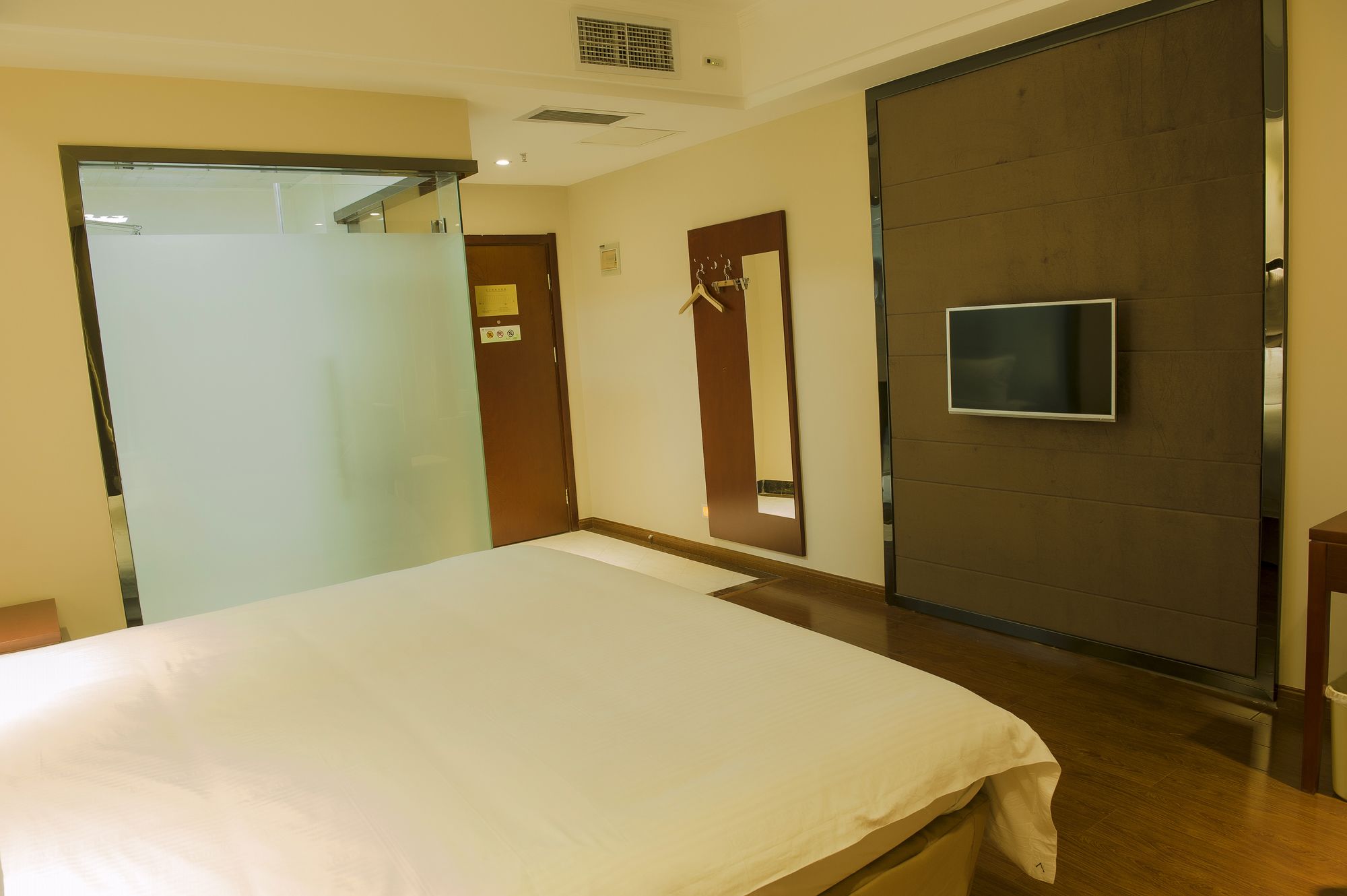 Фото GreenTree Inn Changzhou Changwu Gufang Road Express Hotel