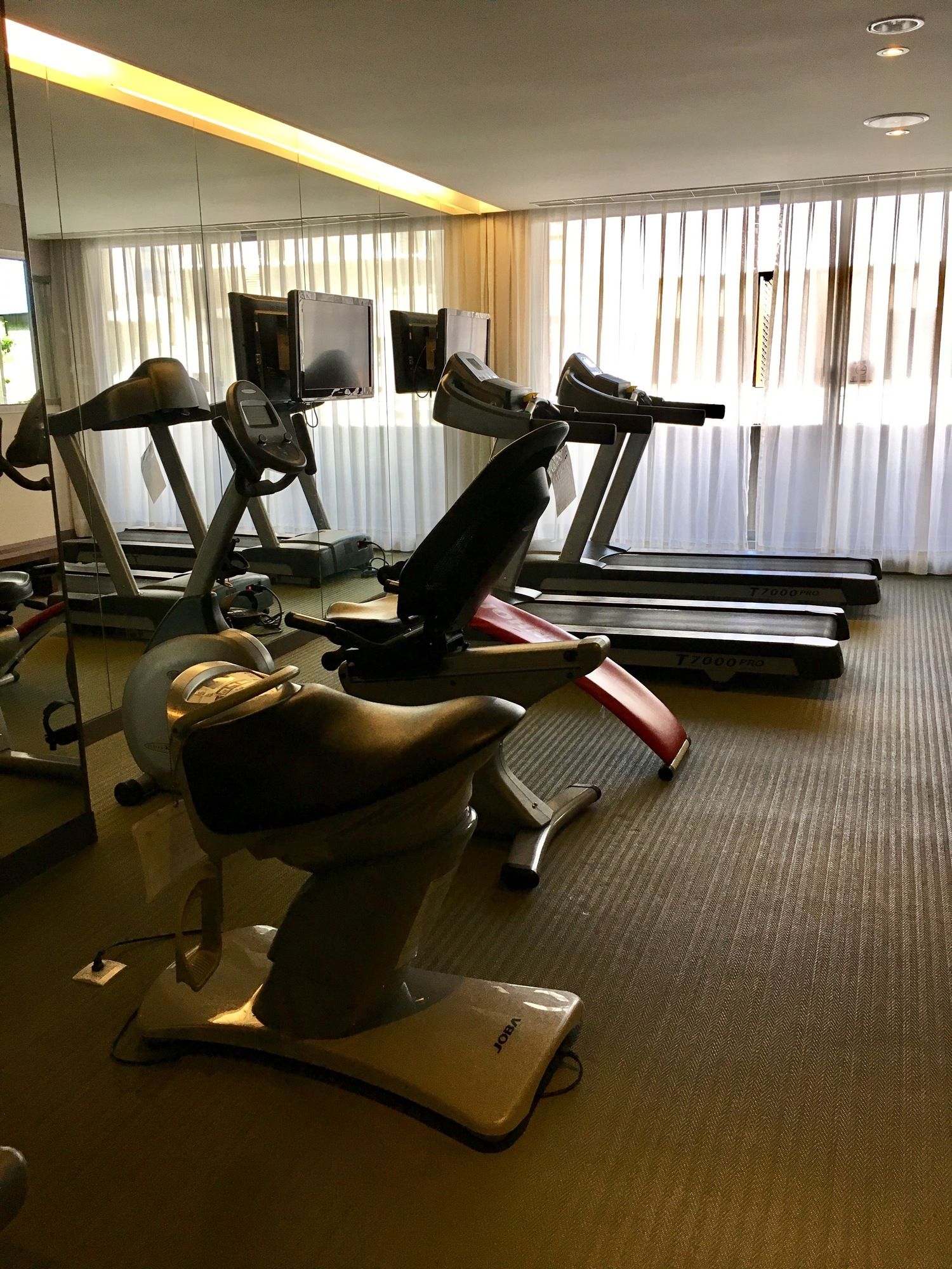 Фото Park City Hotel Central Taichung