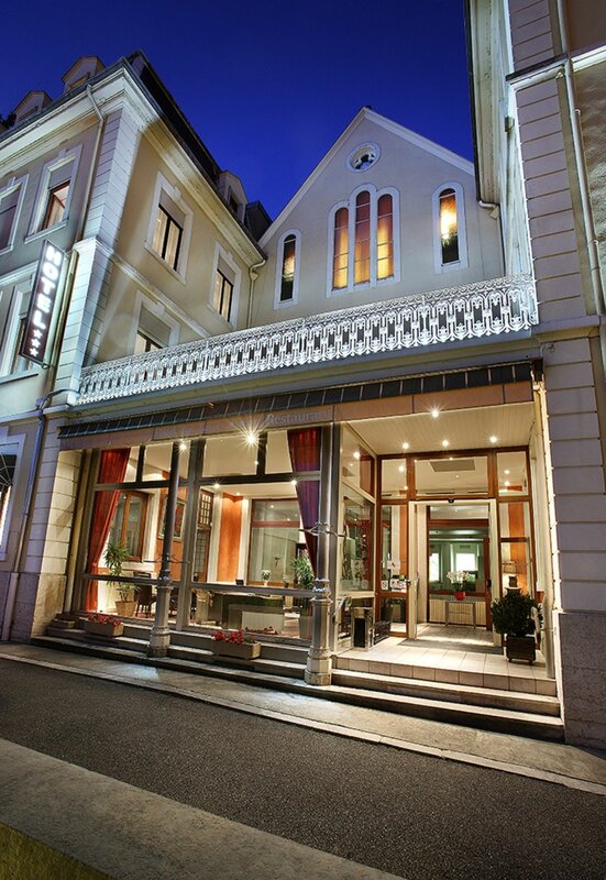 Гостиница Hotel des Eaux в Экс-ле-Бене
