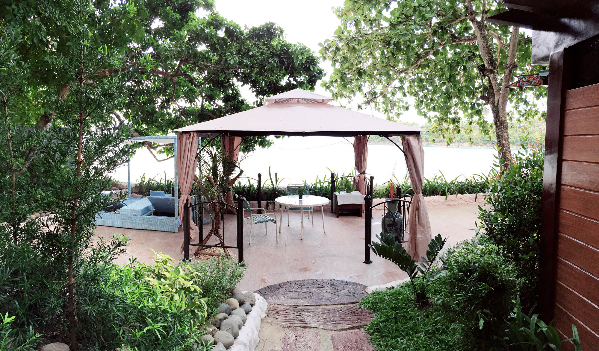 Фото Dakak Park & Beach Resort