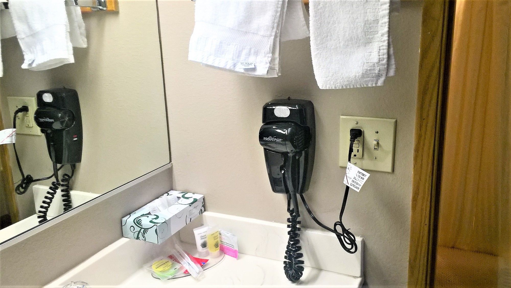 Фото PepperTree Inn