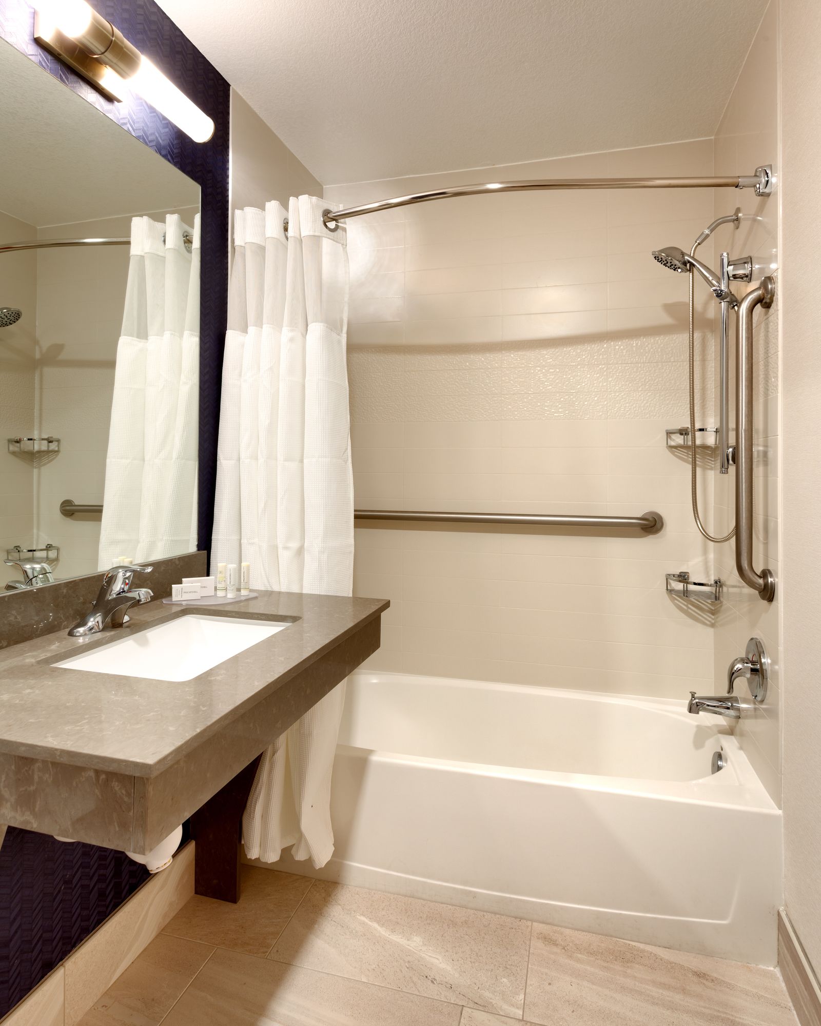 Фото Fairfield Inn and Suites by Marriott Sierra Vista