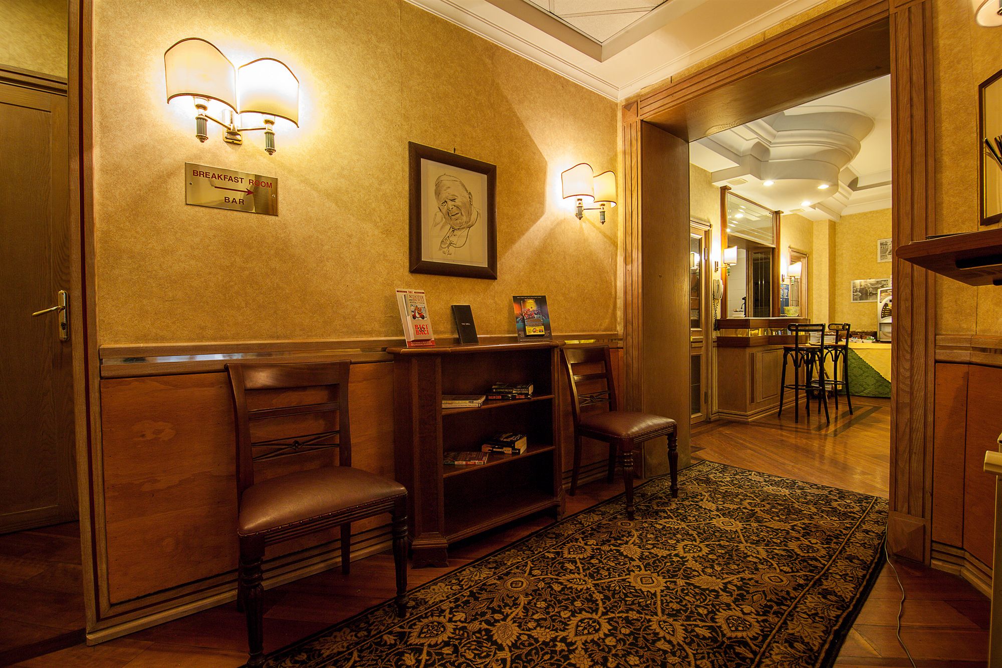 Фото Hotel Pomezia