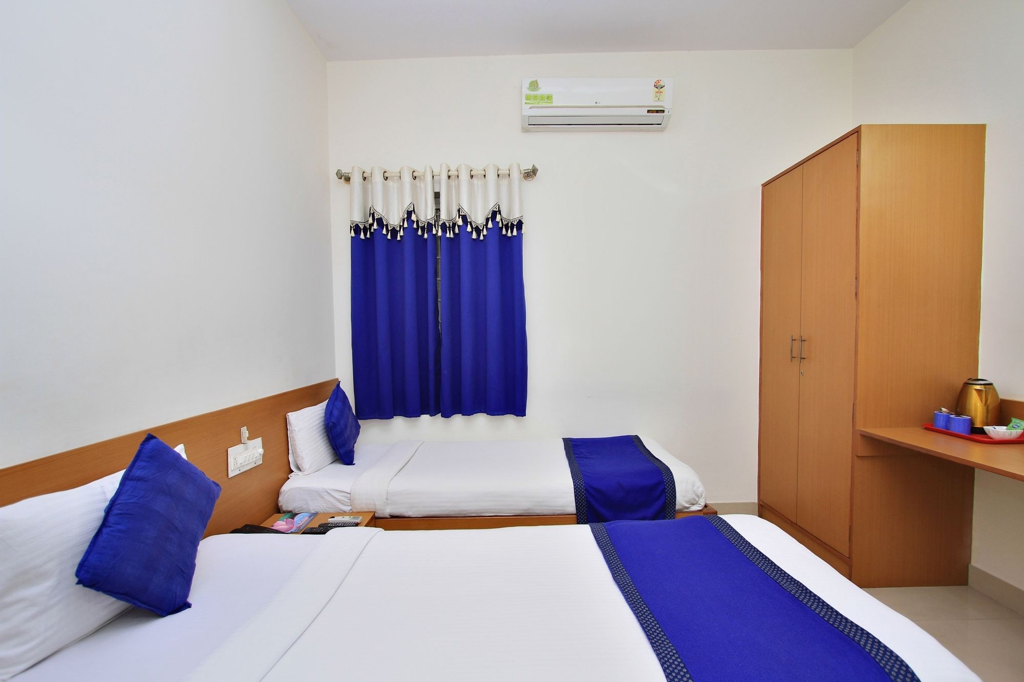 Фото Hotel Kempton