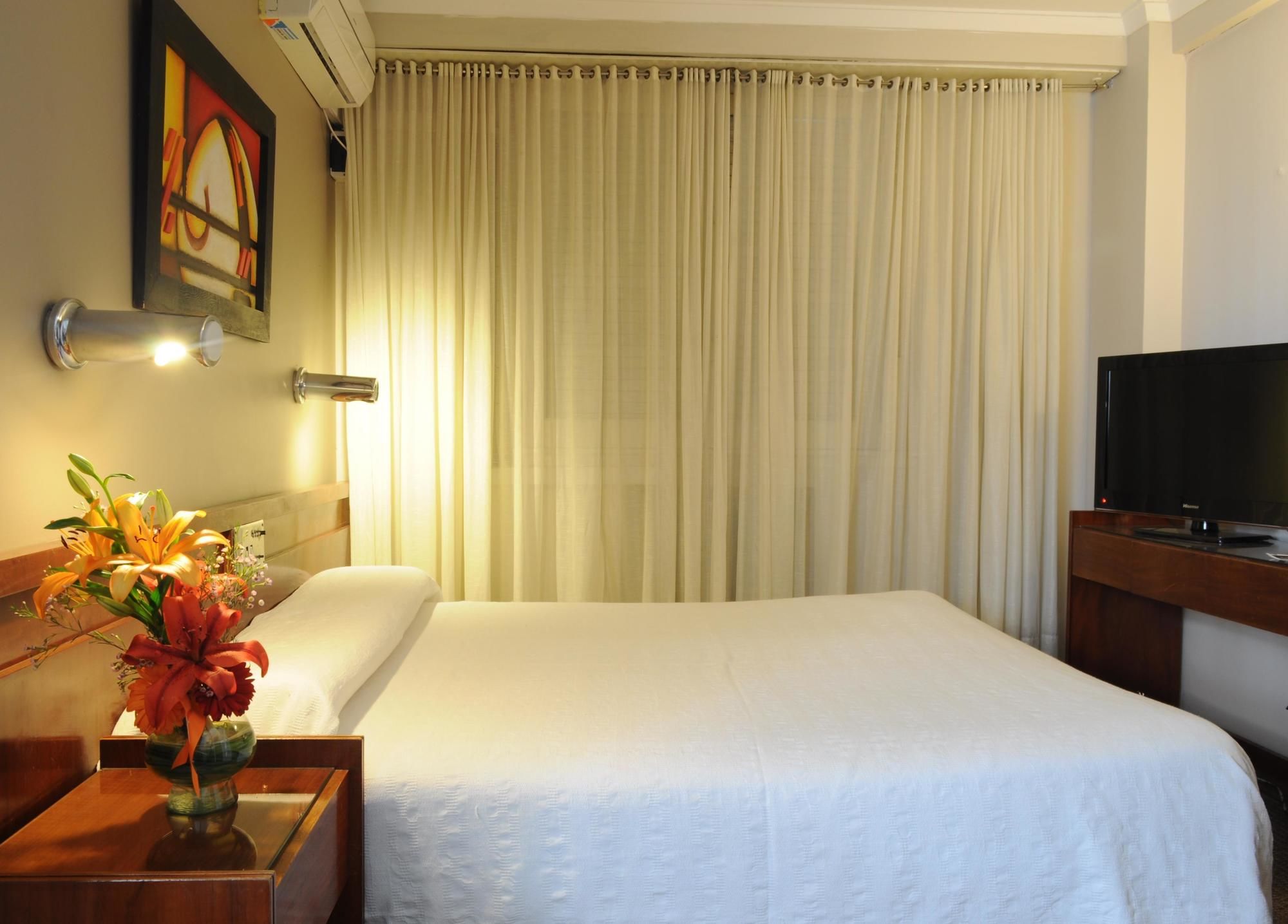 Фото Estocolmo Hotel