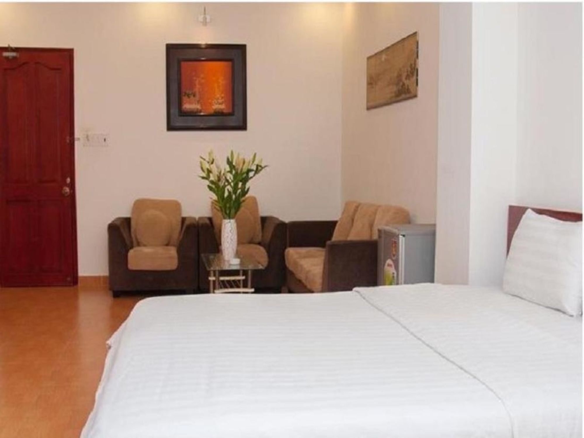 Фото Tn Central Hotel