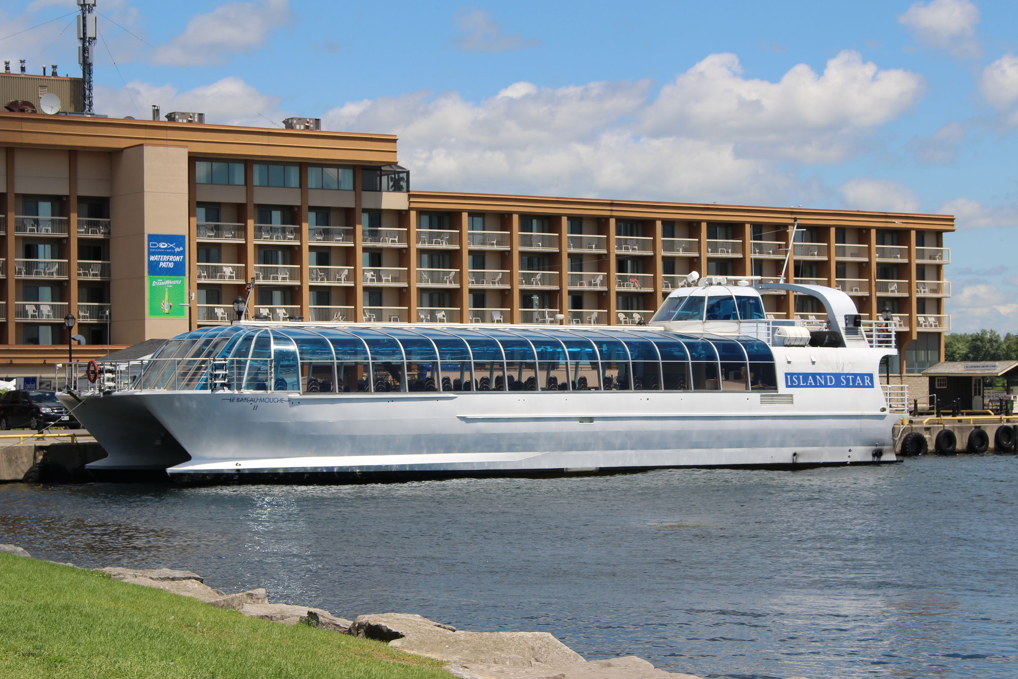 Фото Holiday Inn Kingston Waterfront