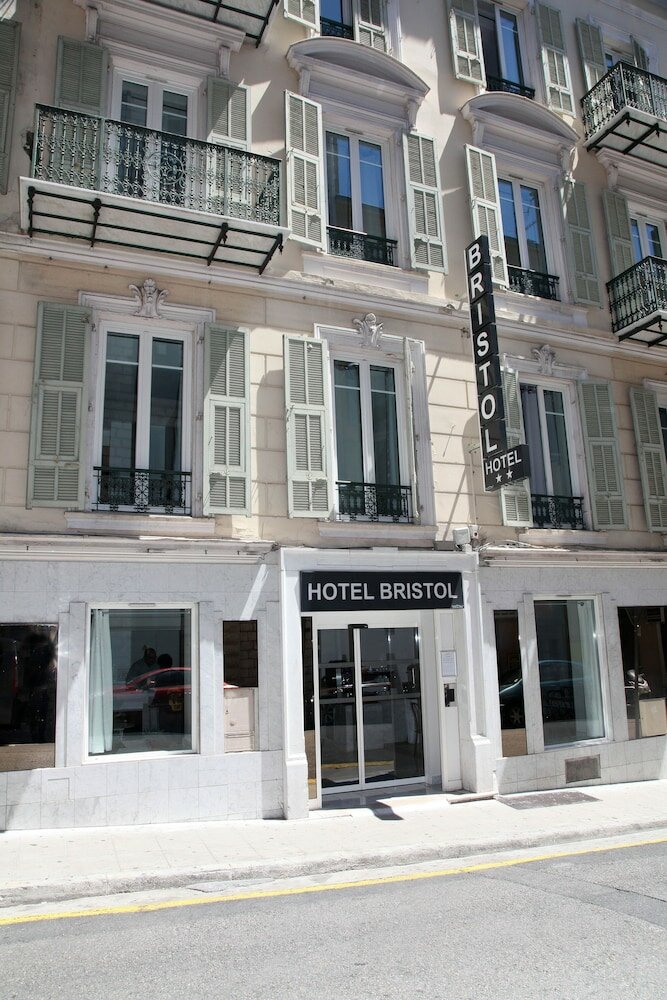 Фото Hotel Bristol