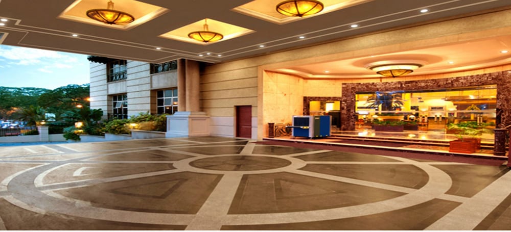 Фото The Residency Towers