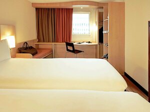 ibis Gloucester Hotel (England, Gloucestershire County, White End), hotel