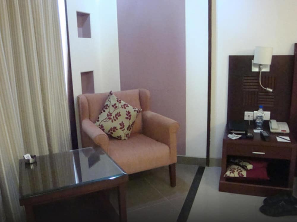 Фото Royal Orchid Central