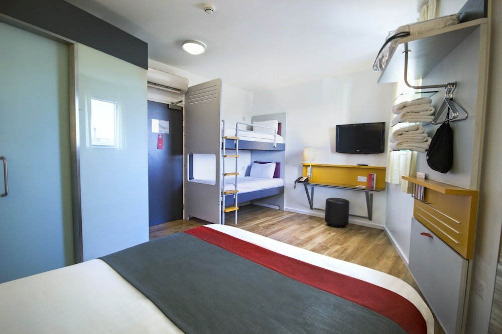 Фото Sleeperz Hotel Newcastle