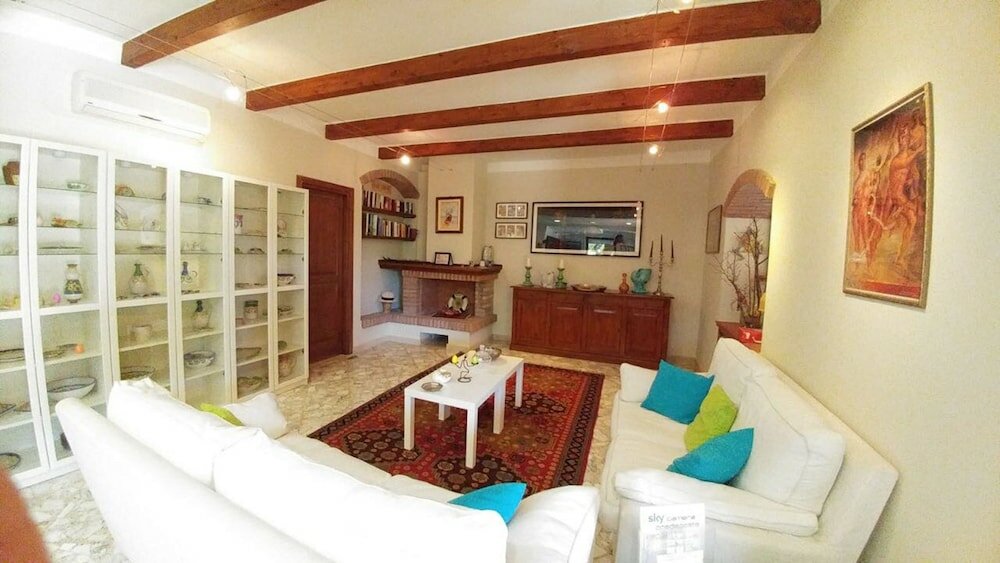 Фото Villamirella