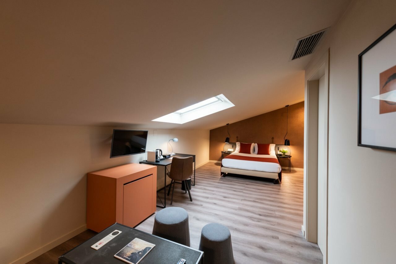 Фото Atenea Rekord Suites