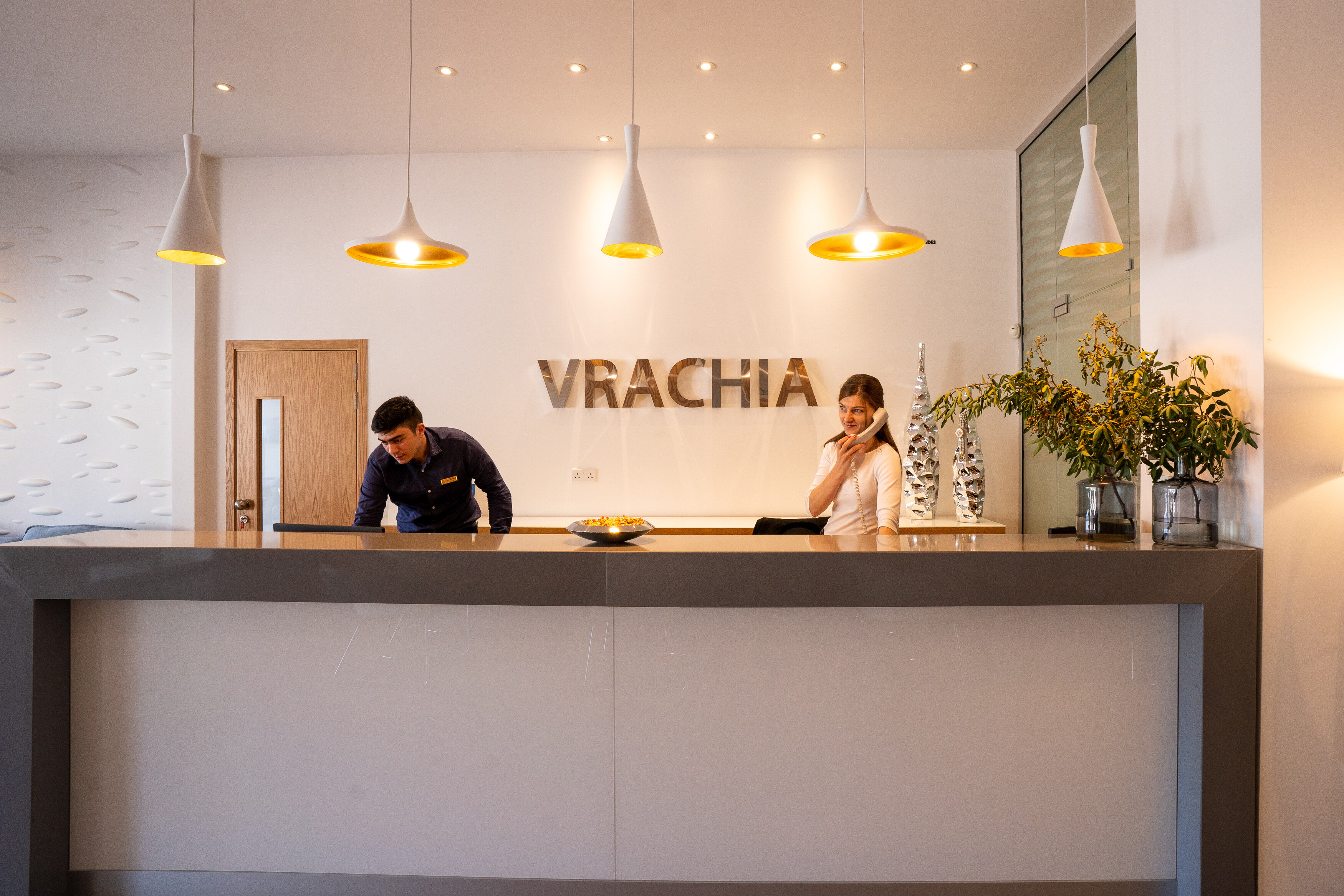 Фото Vrachia Beach Hotel & Suites - Adults only