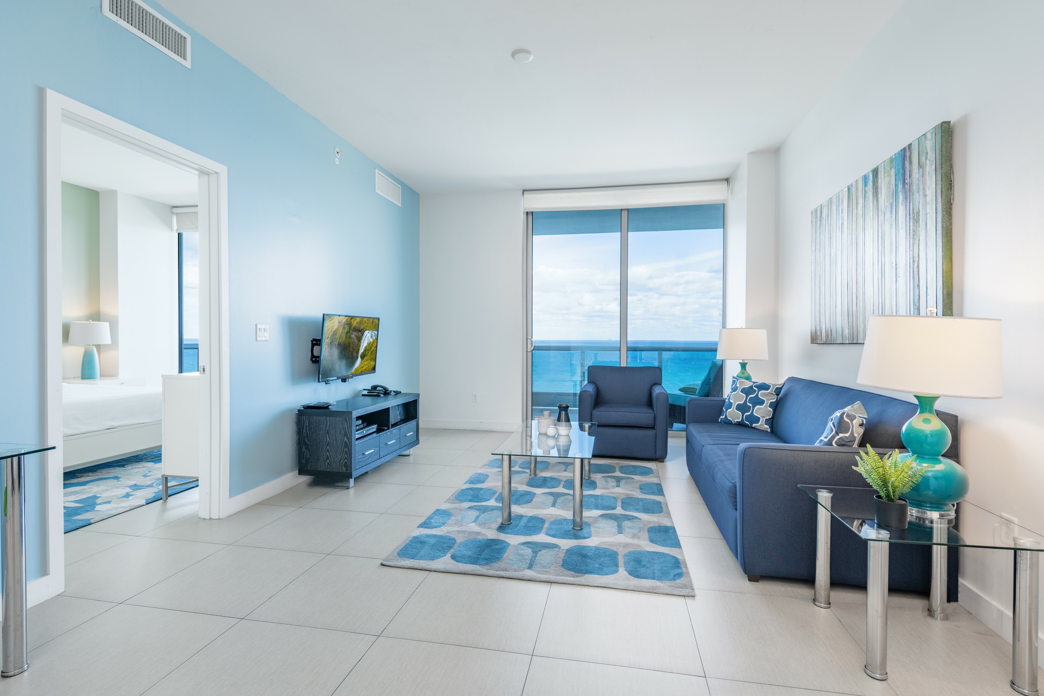 Фото Churchill Suites Monte Carlo Miami Beach