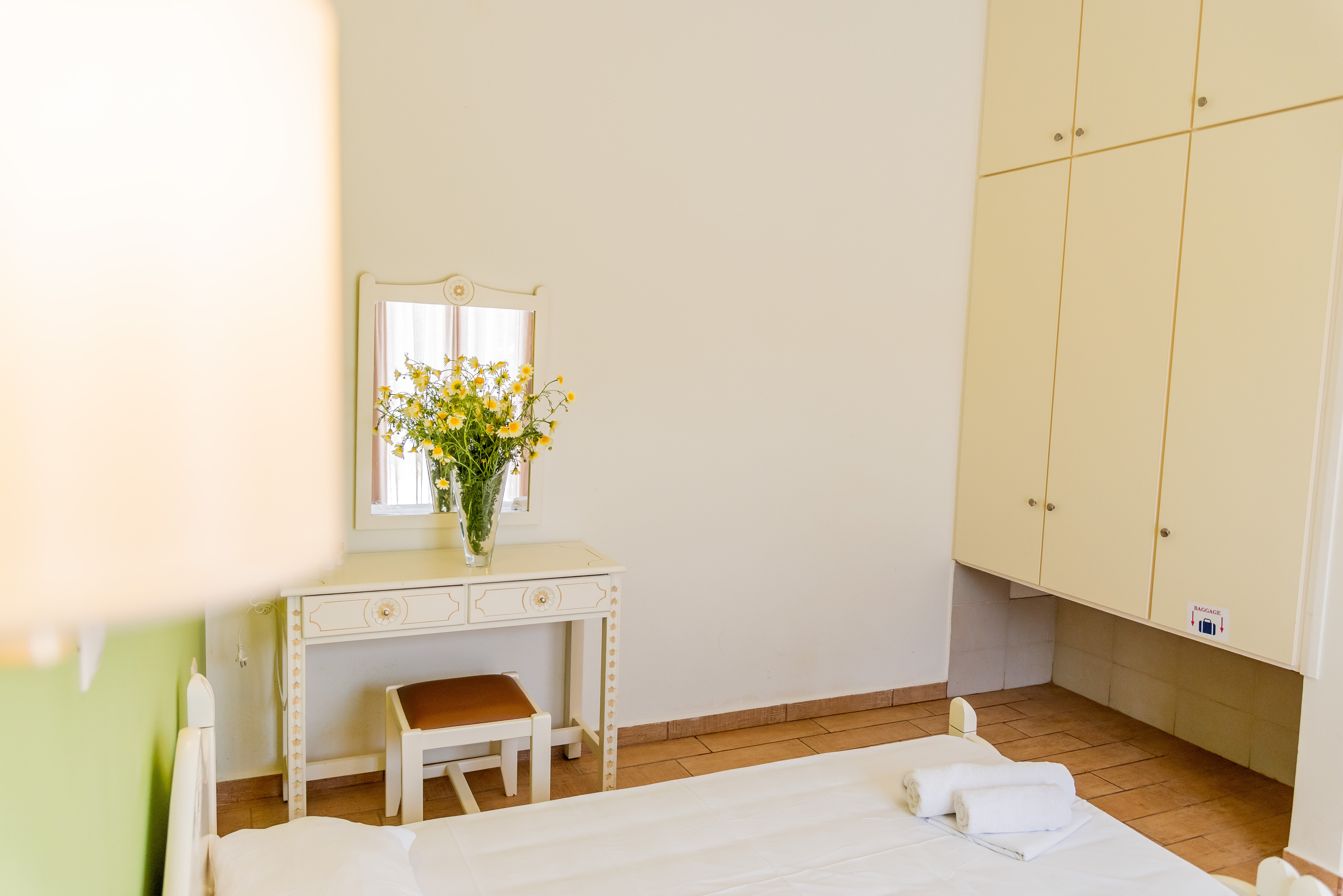 Фото Almyra Apartments