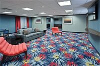 Фото Holiday Inn Express Cleveland Airport - Brookpark, an Ihg Hotel