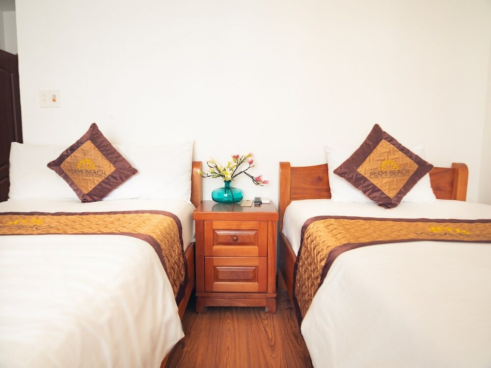 Фото Miami Beach Hotel