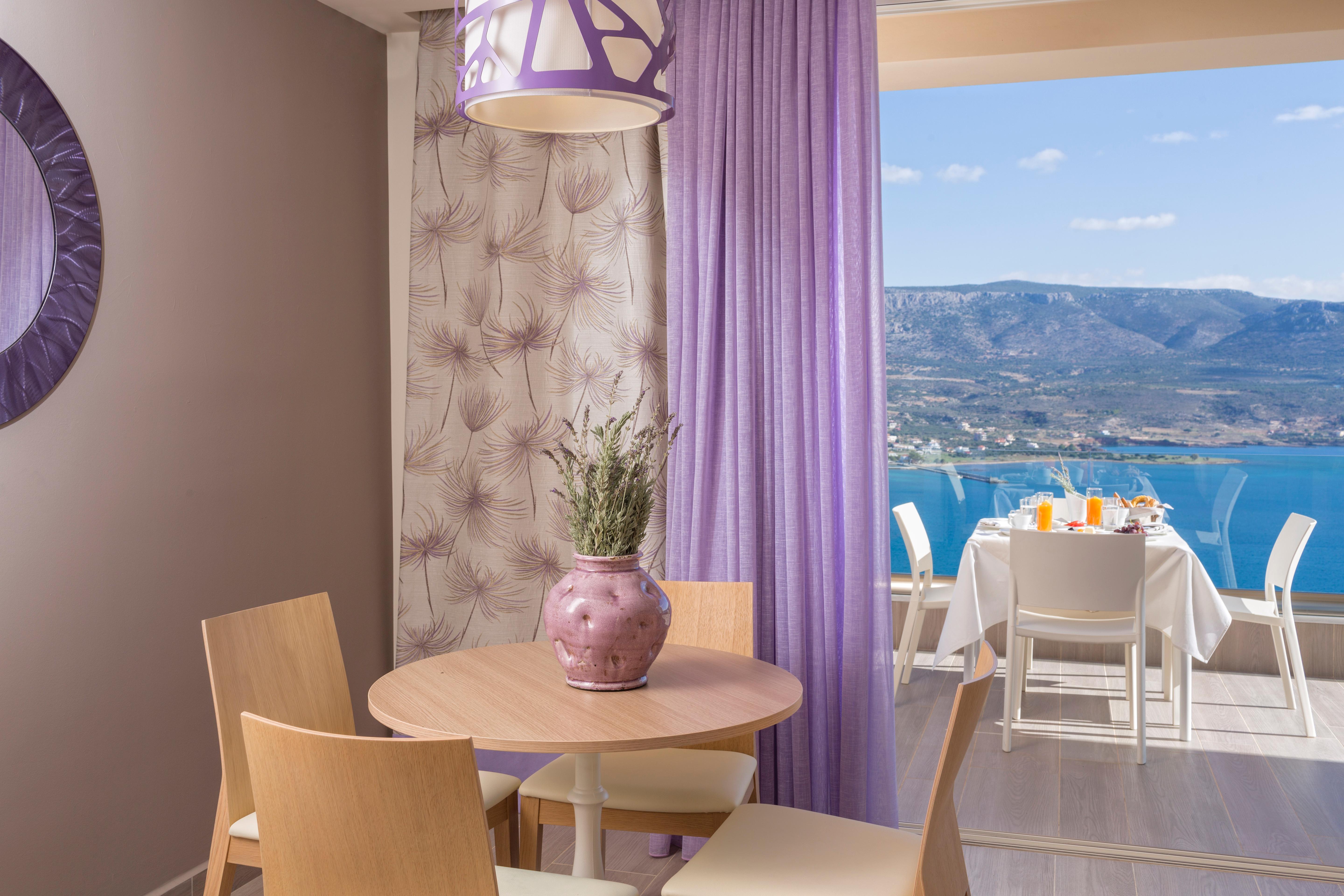 Фото Princess Kyniska Suites