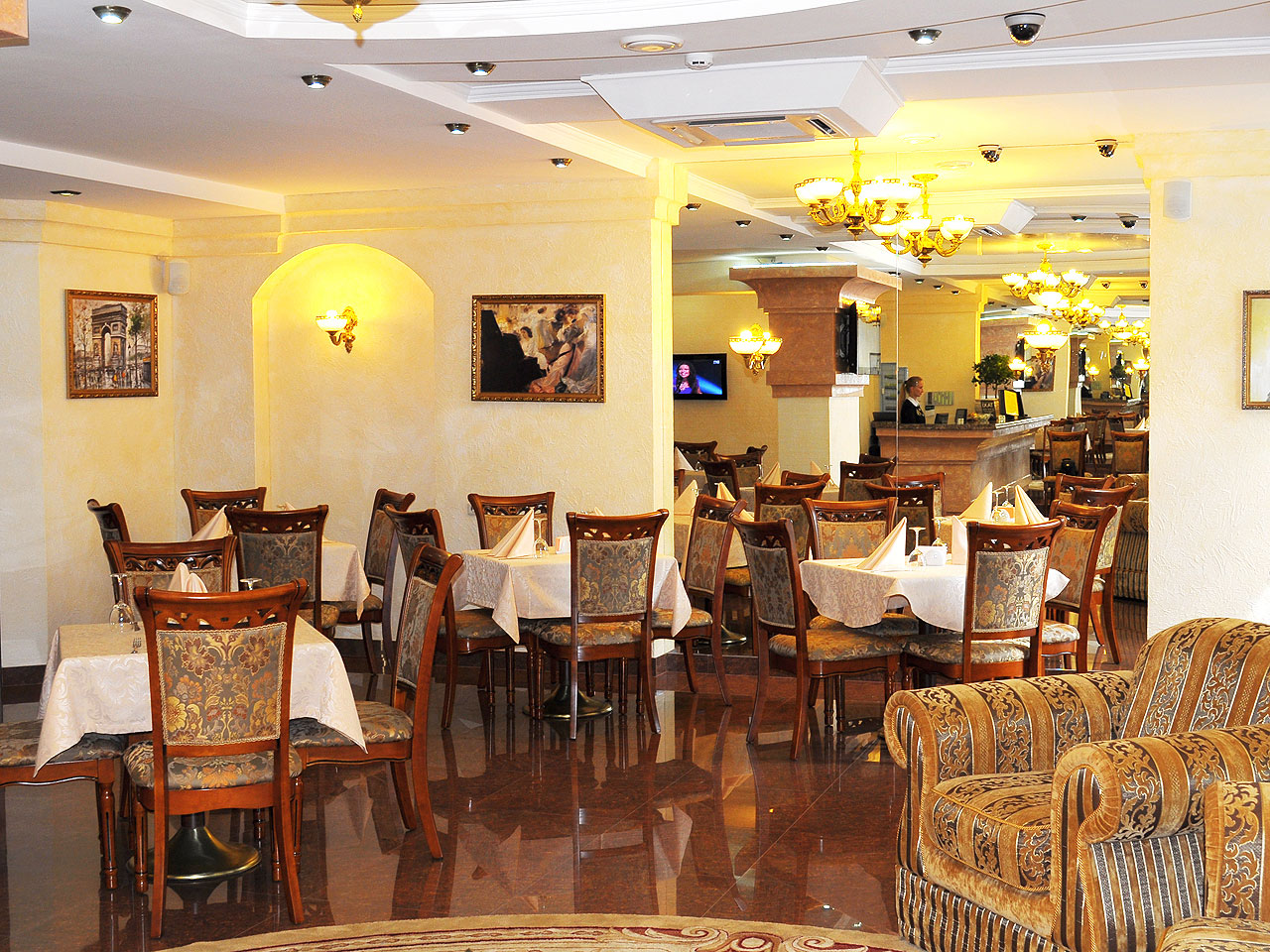 Фото отеля 2