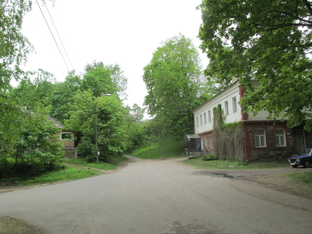 Post office Otdeleniye pochtovoy svyazi Pushkinskiye Gory 181370, Pskov Oblast, photo