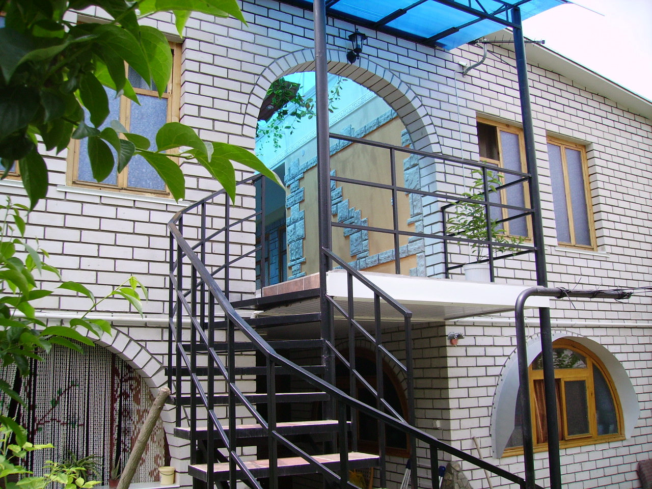 Фото Людива