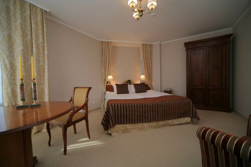 Гостиница Октябрьская в Екатеринбурге