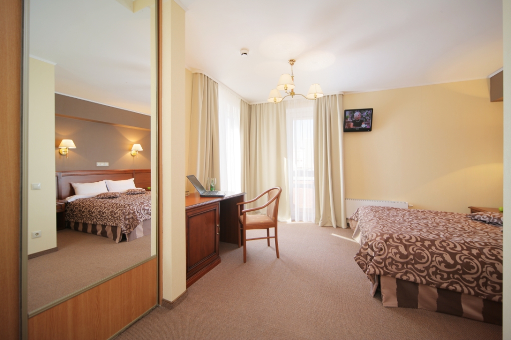 Фото Октябрьская