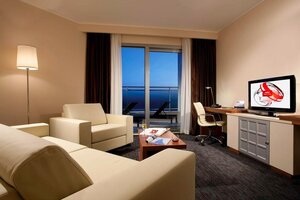 отель DoubleTree by Hilton Hotel Olbia - Sardinia